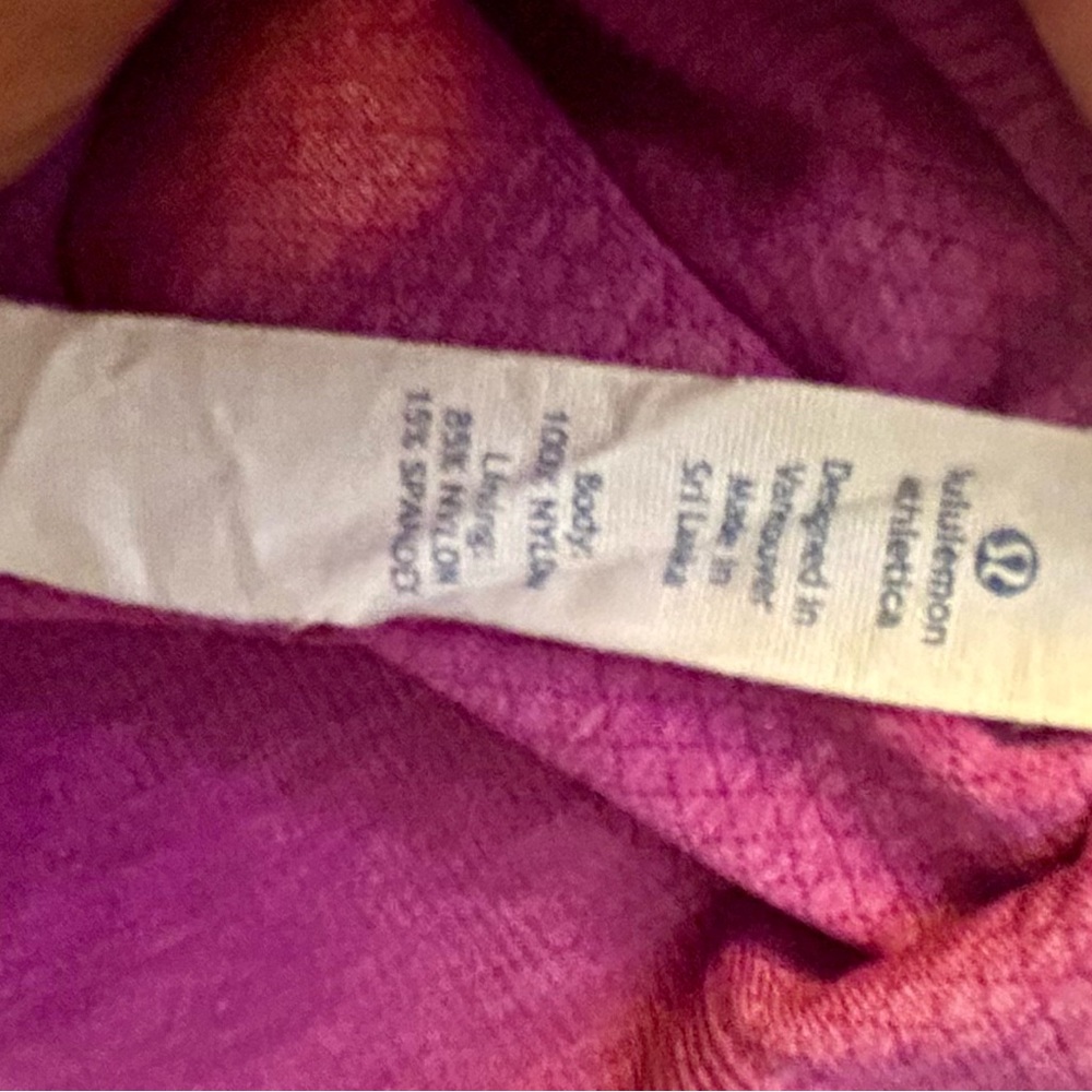 * Lululemon Heathered Seamless Tank Attached Bra SZ 8 * - Picture 15 of 16